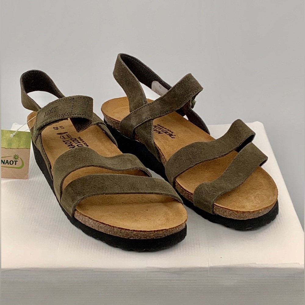NWT NIB NAOT Kayla Women’s Olive Green Suede Leather Strappy Sandals Shoes